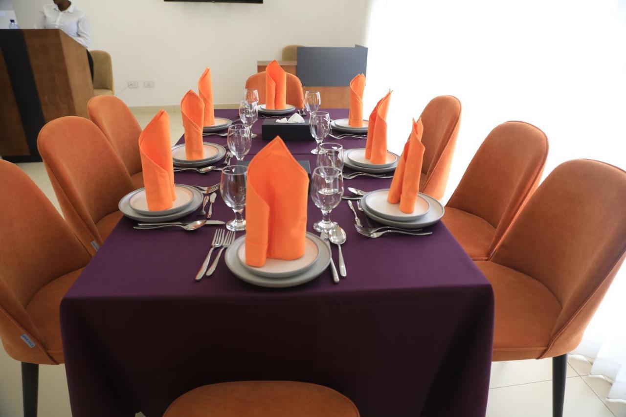 Elmos Hotel Addis Abeba Eksteriør bilde